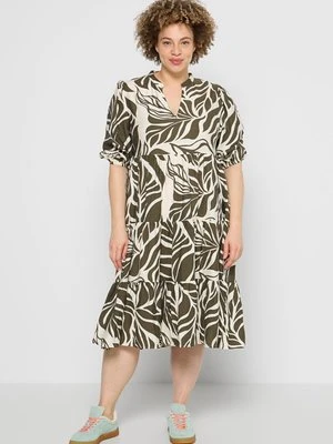 Sukienka letnia ONLY Carmakoma khaki