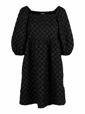 Sukienka letnia Pieces