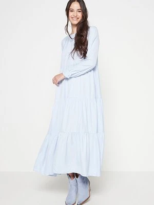 Sukienka letnia Pieces