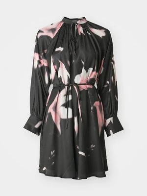 Sukienka letnia Selected Femme