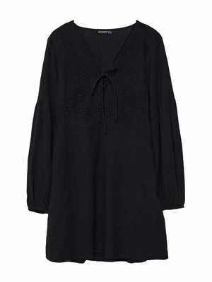Sukienka letnia Stradivarius