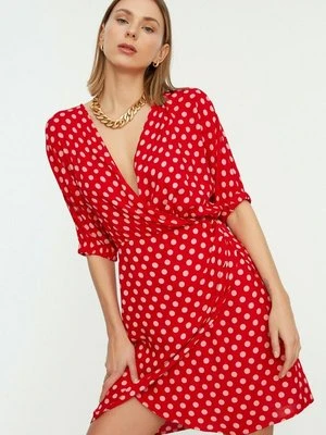 Sukienka letnia Trendyol