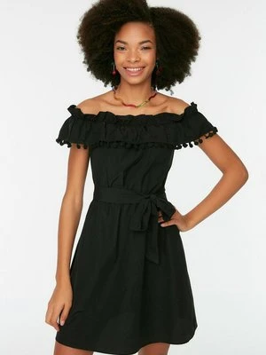 Sukienka letnia Trendyol