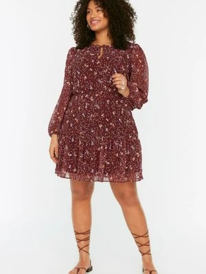 Sukienka letnia Trendyol Curve