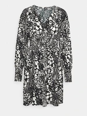 Sukienka letnia Vero Moda