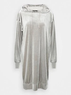 Sukienka letnia Vero Moda Tall