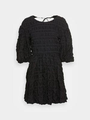 Sukienka letnia Weekday