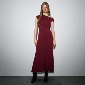 Sukienka maxi fit&flare ULTRAFLEX na jedno ramię bordowa House