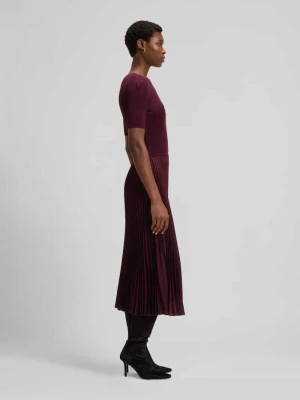 Sukienka midi o kroju podkreślającym sylwetkę z plisowaną spódnicą model ‘FADRIDI’ Boss