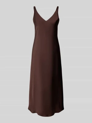 sukienka midi o kroju regular fit z dekoltem w serek V by Vera Mont