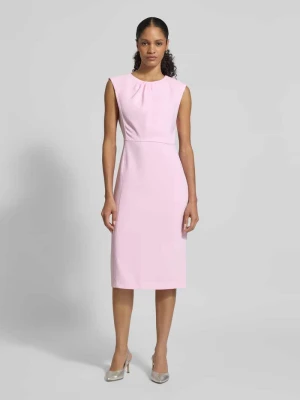 Sukienka midi o kroju regular fit z rozporkiem Marc Cain