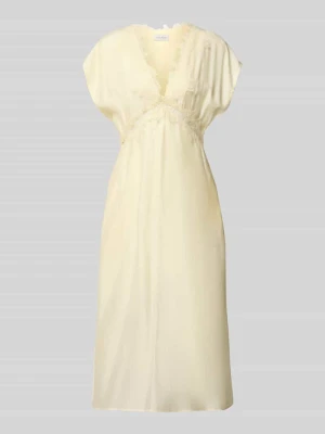 Sukienka midi z dekoltem w serek i koronką model 'MOLLY' Copenhagen Muse