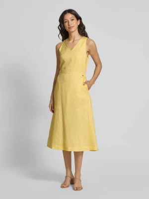 Sukienka midi z dekoltem w serek model ‘Dasico’ Boss Orange