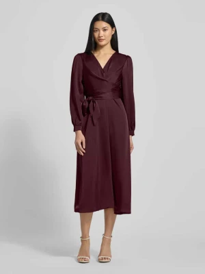 Sukienka midi z dekoltem w serek model ‘RIMINI’ NEO NOIR