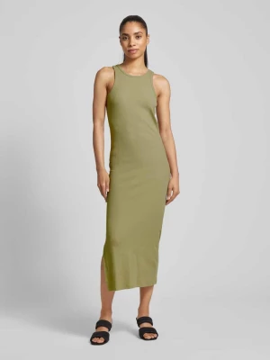 Sukienka midi z efektem prążkowania model ‘RUKA’ Pieces