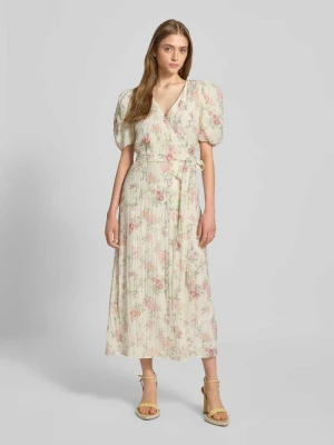 Sukienka midi z fakturowanym wzorem Gina Tricot