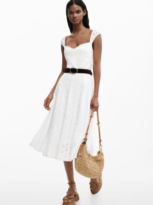 sukienka midi z haftami Desigual