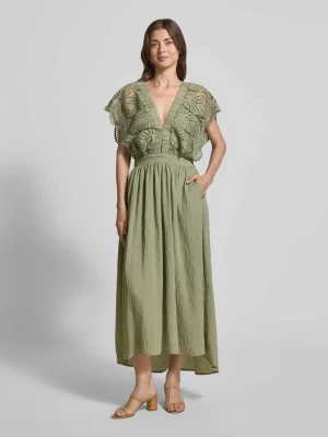 Sukienka midi z haftem ażurowym model 'Cole' Copenhagen Muse