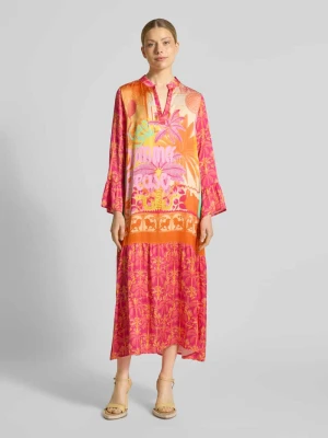 Sukienka midi z wiskozy z dekoltem w serek model 'Orange Palm' miss goodlife