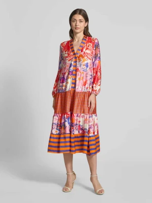 Sukienka midi z wiskozy z dekoltem w serek model 'Wild Flower' miss goodlife