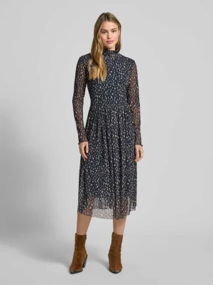 Sukienka midi ze stójką Smith and Soul