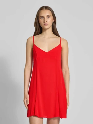 Sukienka mini na regulowanych ramiączkach Review