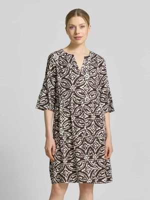 Sukienka mini o kroju regular fit z czystej wiskozy z nadrukiem w kafelki Christian Berg Woman Selection
