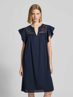Sukienka mini o kroju relaxed fit z ażurowym haftem ROBE LÉGÈRE