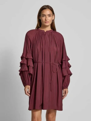 Sukienka mini o kroju relaxed fit z mieszanki wiskozy model ‘TEMURA’ YAS