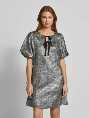 Sukienka mini o kroju relaxed fit z ozdobną kokardą model ‘Detona’ b.Young