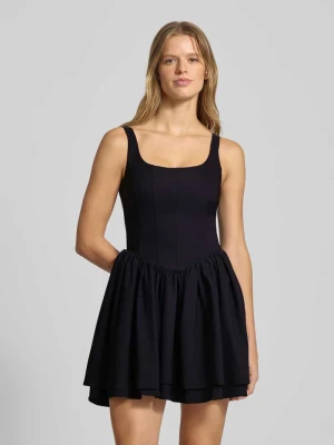 Sukienka mini taliowana z dekoltem w łódkę model ‘SOEMO’ Only