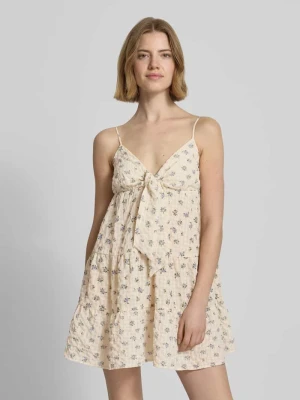 sukienka mini z dołem obszytym falbaną i cienkimi ramiączkami REVIEW