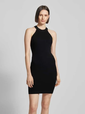 Sukienka mini z efektem prążkowaniem model ‘GOLD’ Vero Moda