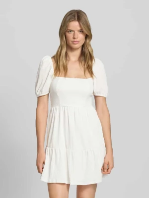 Zdjęcie produktu Sukienka mini z efektem stopniowania i prostokątnym dekoltem Gina Tricot