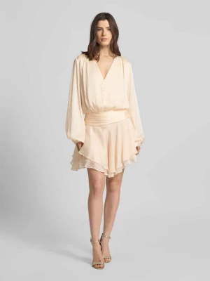 Sukienka mini z krótką listwą guzikową model 'MAGALI' Guess