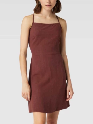 Sukienka mini z kwadratowym dekoltem model ‘LINEN NECKHOLDER’ Review
