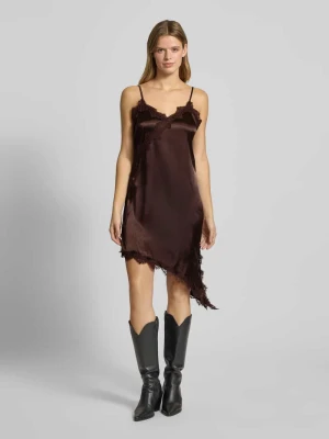 Sukienka mini z obszyciem koronką model ‘SOFIE’ Noisy May