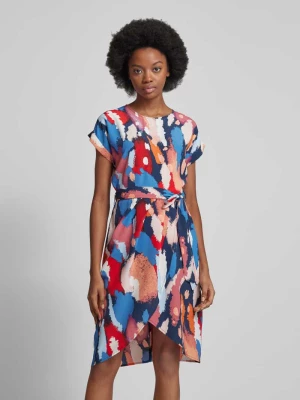 Sukienka mini z okrągłym dekoltem i wzorem na całej powierzchni Apricot