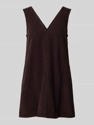 Sukienka mini z sztruksu z dekoltem w serek Model „ERIKA” Topshop Czekoladowy