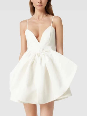 Sukienka mini z wiązanym detalem model ‘ANNABELLE’ bardot