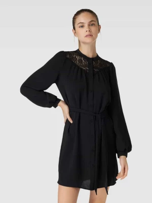 Sukienka mini z wiązanym paskiem model ‘METTE’ Only
