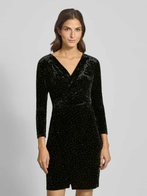 Sukienka o długości do kolan z dekoltem w serek Apricot