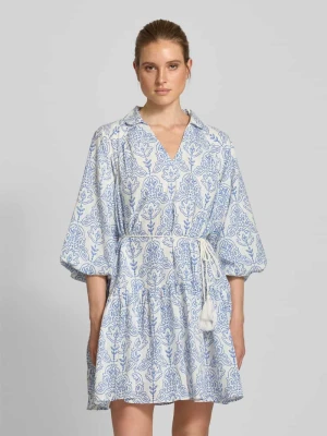 Sukienka o długości do kolan z dekoltem w serek model ‘CINNI’ YAS