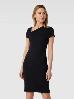 Sukienka o długości do kolan z detalem z logo model ‘SCUBA CREPE’ Calvin Klein Womenswear