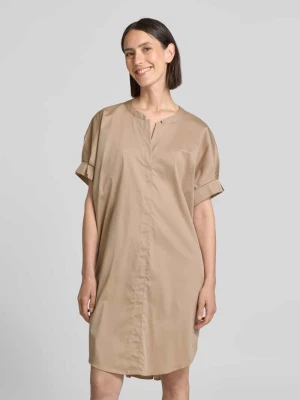 Sukienka o długości do kolan z dodatkiem streczu model ‘Xenia’ FREE/QUENT