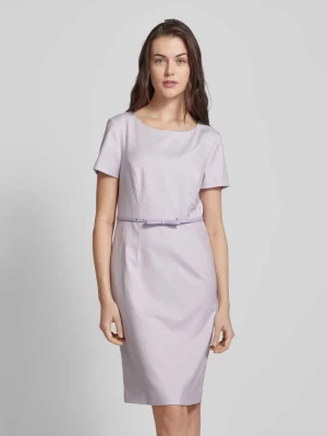 Sukienka o długości do kolan z fakturowanym wzorem Christian Berg Woman Selection