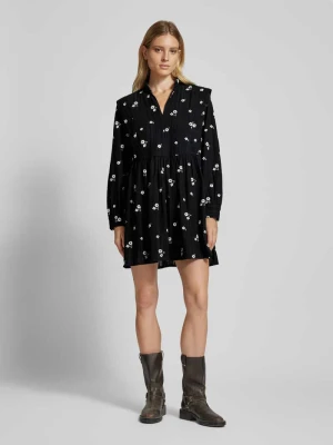 Sukienka o długości do kolan z fakturowanym wzorem Jake*s Casual