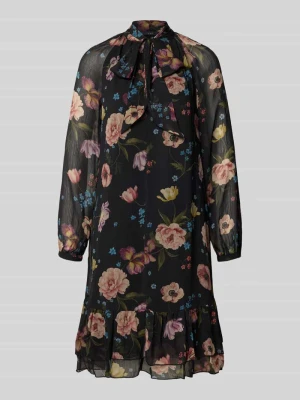 Sukienka o długości do kolan z kokardą Oui