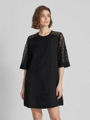 Sukienka o długości do kolan z koronkowym obszyciem model ‘MOLLY’ Copenhagen Muse
