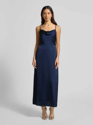 Sukienka o długości do kolan z lejącym dekoltem model ‘RAVENNA’ Vila